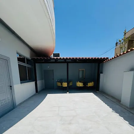 Anes * Vlorë